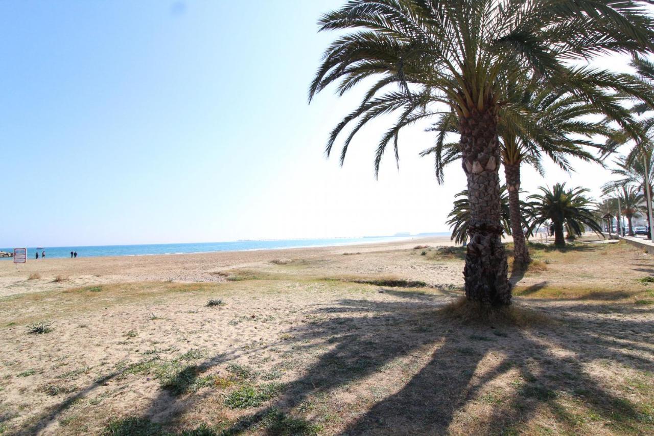 Global Properties, Los Claveles - Practico Apartamento Con Wifi En Sagunto Buitenkant foto