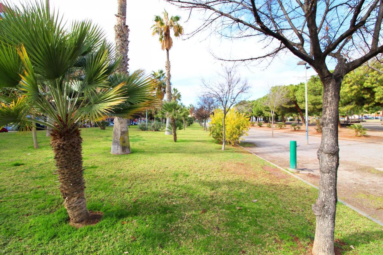 Global Properties, Los Claveles - Practico Apartamento Con Wifi En Sagunto Buitenkant foto